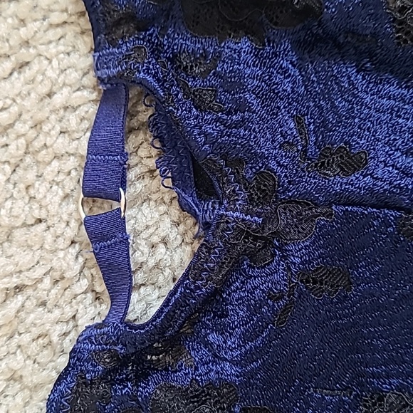 NWOT Victoria's Secret Blue Lace Strappy Very Sexy Cheekini - Picture 11 of 11
